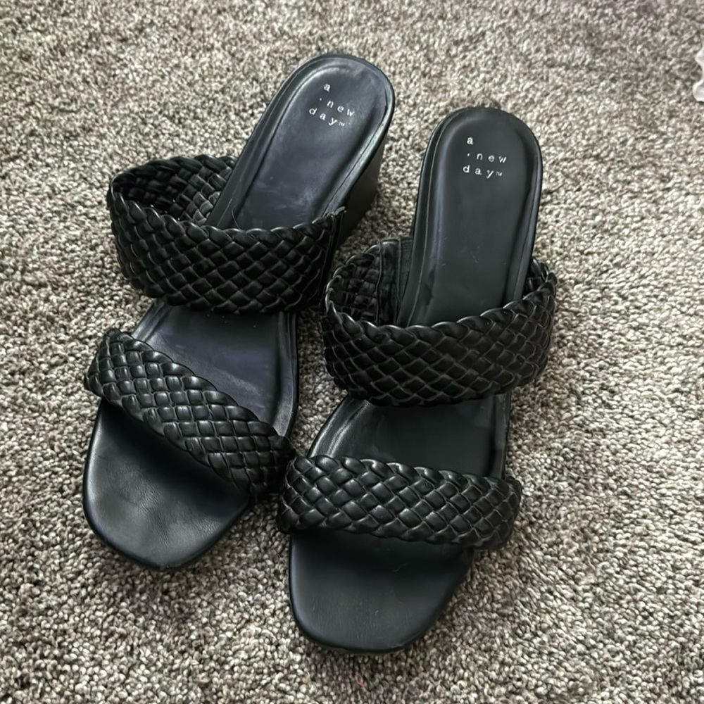 TARGET A NEW DAY BRAIDED SQUARE TOE HEEL SIZE 10